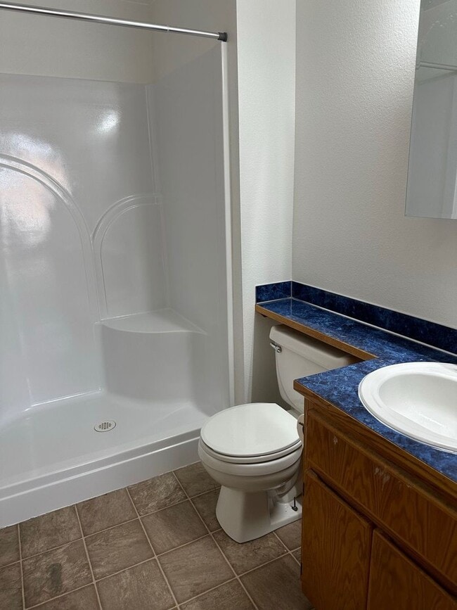 Building Photo - Cozy 3-bedroom rambler in Village Green av...