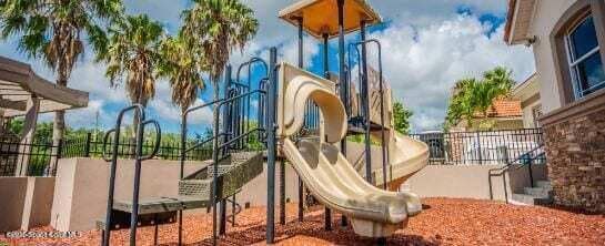 Building Photo - 1455 Isabella Dr