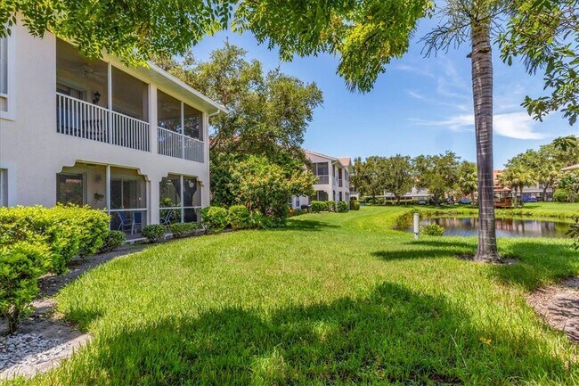 Building Photo - 4244 Central Sarasota Pkwy