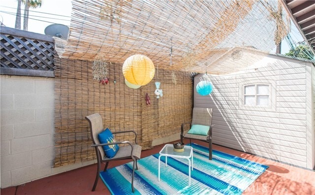 Building Photo - 227 Avenida Miramar
