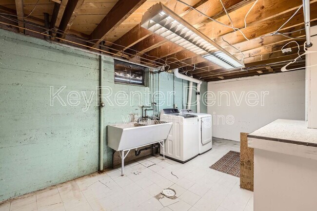 Building Photo - 8410 W 3rd Pl