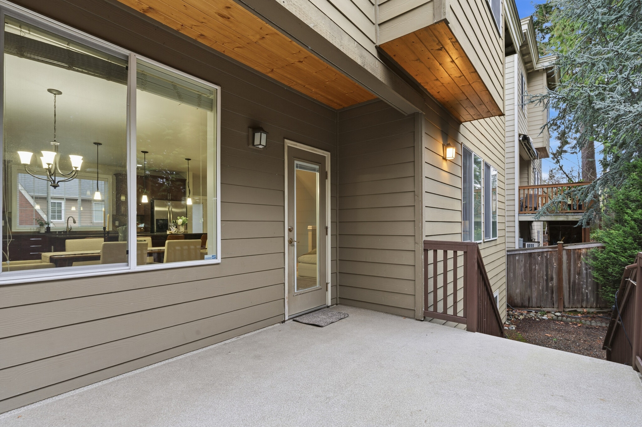 Building Photo - 12325 NE 86th Way