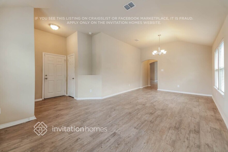 Building Photo - 6616 Chalk River Dr