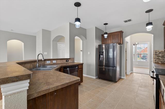 Building Photo - 10309 Colfax Dr