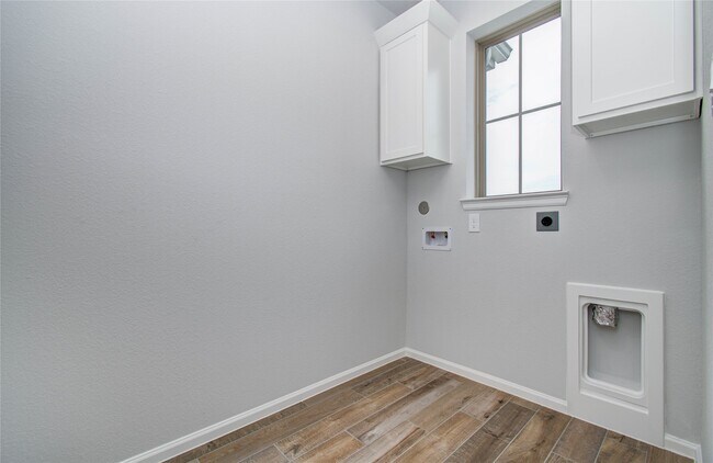 Building Photo - 10731 Aquila Star Dr