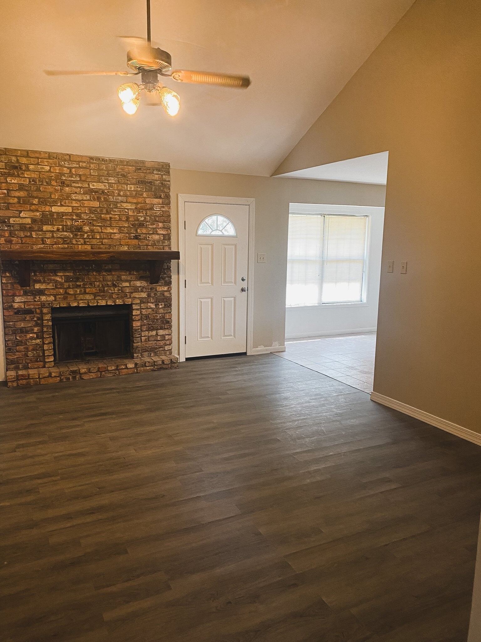 Building Photo - 200 Timberwood Dr