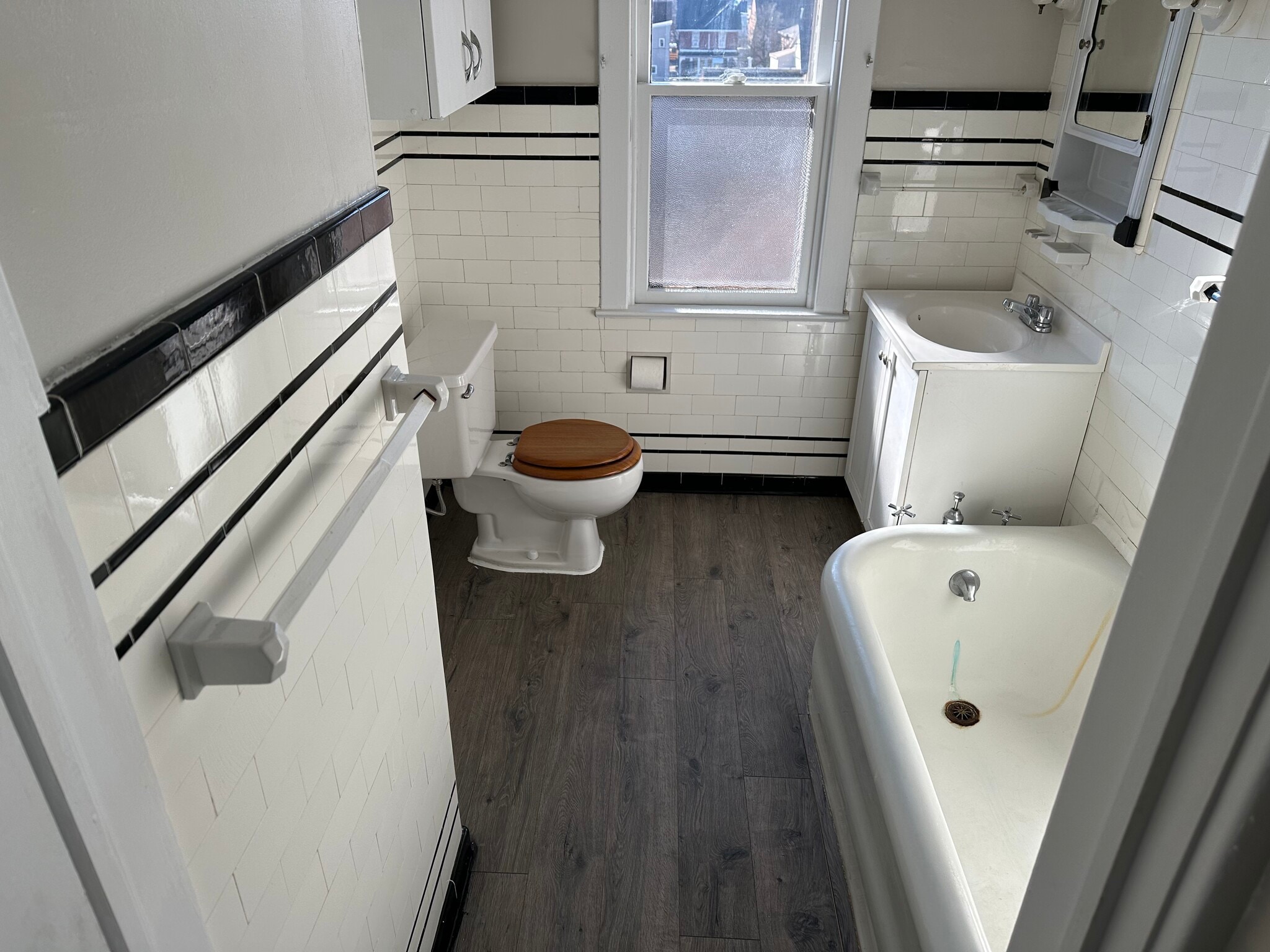 Bathroom - 106 Saint John St