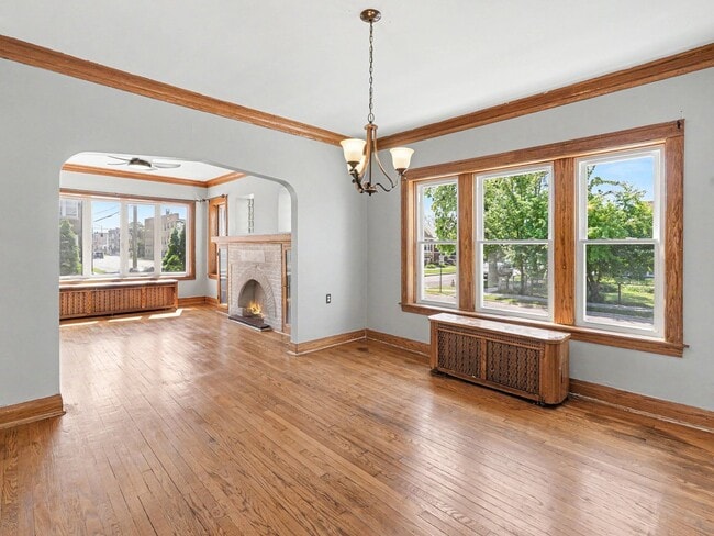 Building Photo - 1542 S 60th Ct
