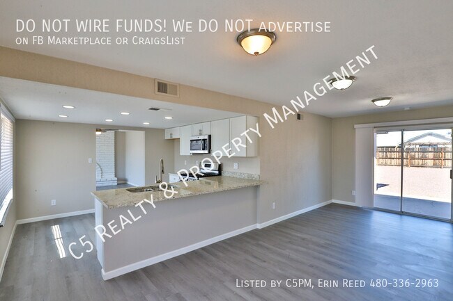 Building Photo - 732 E Hampton Ave