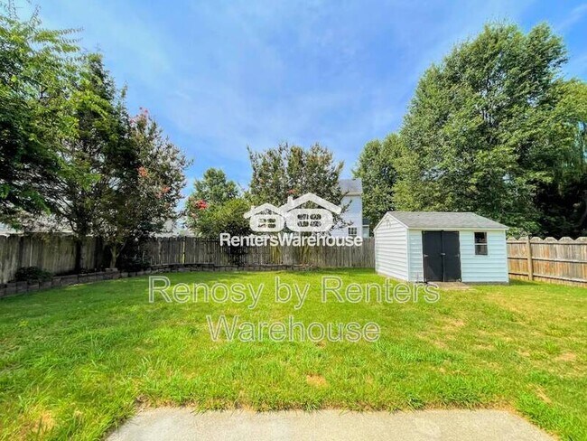 Building Photo - 504 Hamilton Ave