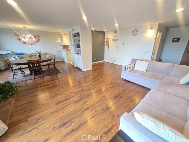 Building Photo - 8828 Pershing Dr