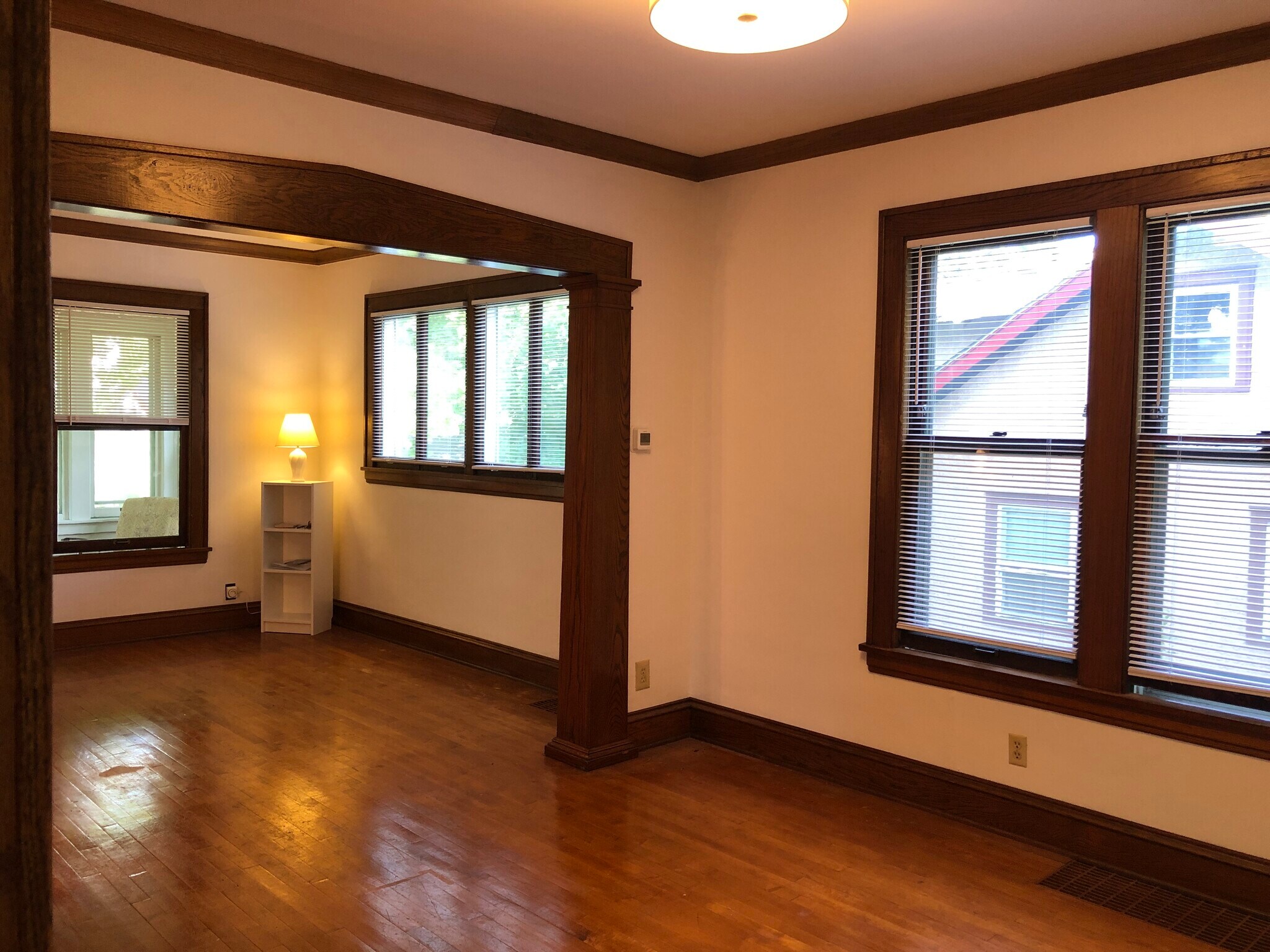 Building Photo - 2942 Pierce St NE