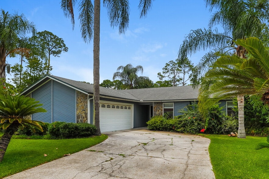 Building Photo - 3342 Laurel Grove N