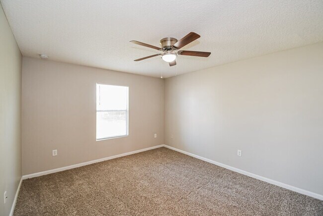 Building Photo - 8445 Oden Ave