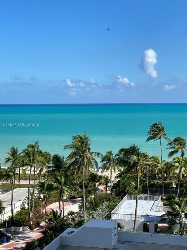 Building Photo - 2655 Collins Ave