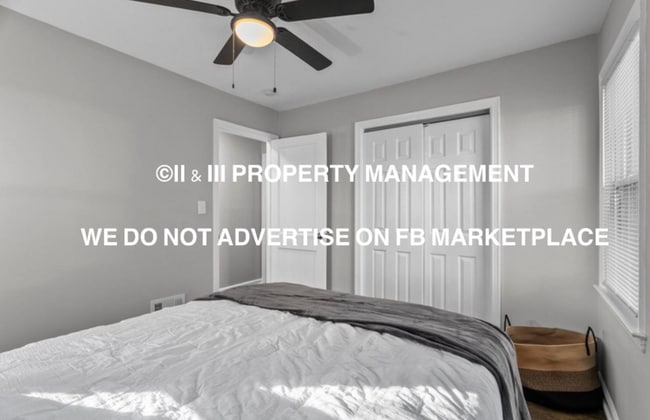 Building Photo - 4023 W 62nd Terrace