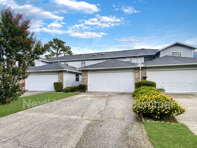 Primary Photo - 10879 Cabbage Pond Ct
