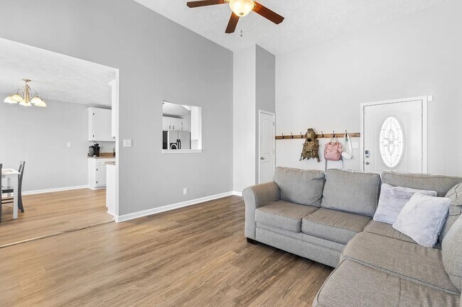 Building Photo - 1355 Whitt Ln