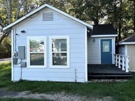 Building Photo - 4318 1st