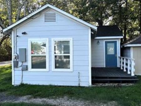 Primary Photo - 4318 1st St