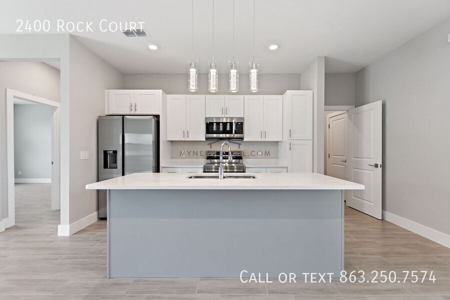 Building Photo - 2400 Rock Ct