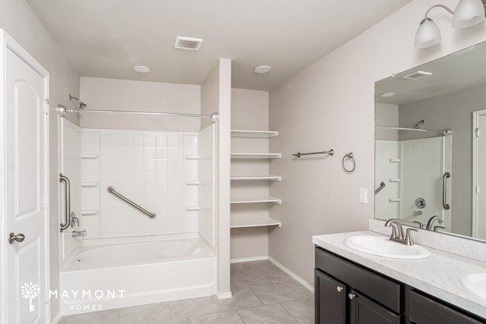Building Photo - 23823 Bluewood Trace
