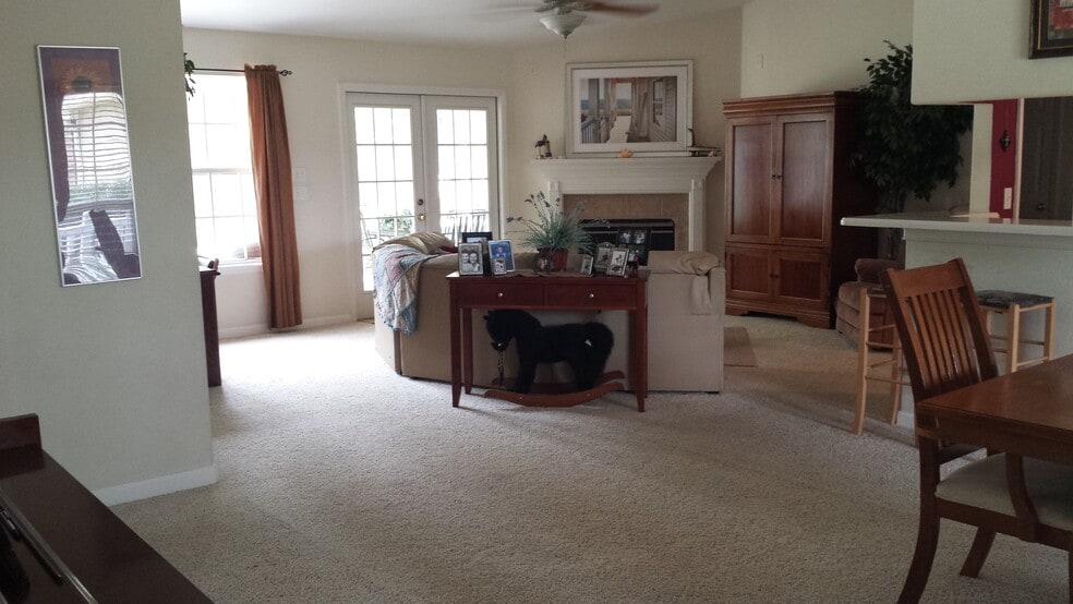 Building Photo - 37 Magpie Trail