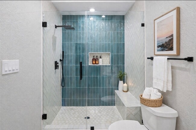 Building Photo - 7349 Sandle St