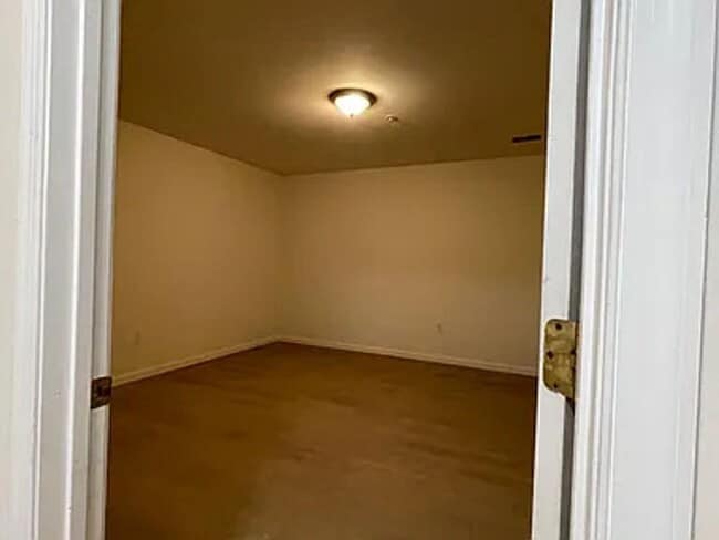 Building Photo - Spacious & Updated Home in the Heart of Hyattsville