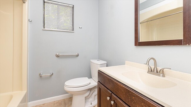 Building Photo - 161 Pine Cone Trail