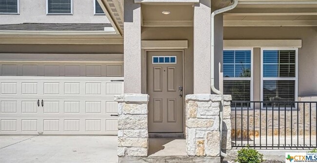 Building Photo - 6400 Rounded Pebble Ln