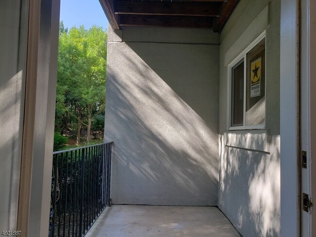 Building Photo - 1201 Brittany Dr