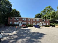 Building Photo - 372 Park St