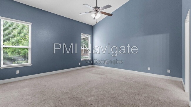 Building Photo - 5627 Calaveras Way