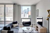 Building Photo - 210 Wall St