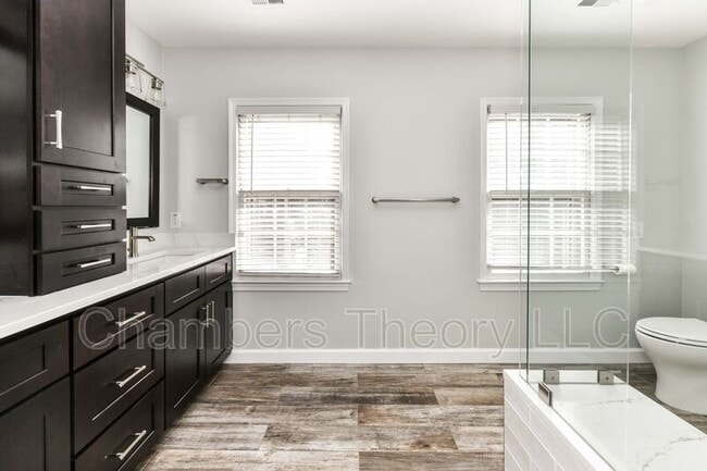 Building Photo - 1121 Portner Rd