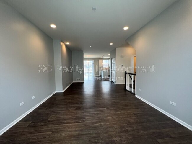 Building Photo - 4435 Monroe Ct