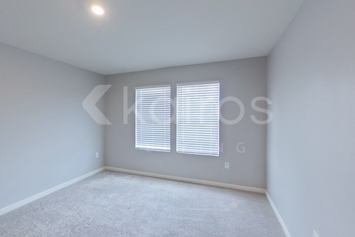 Building Photo - 280 Laurel Springs Dr