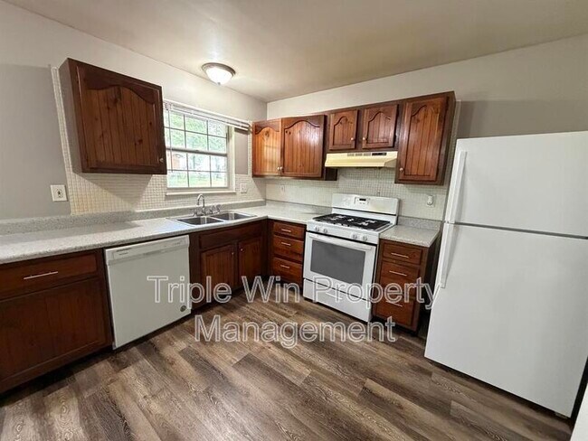Building Photo - 11841 Del Rosa Way