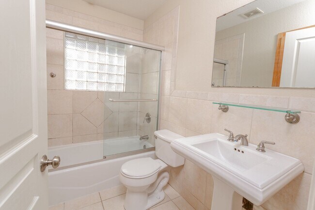 Building Photo - 4501 Caswell-