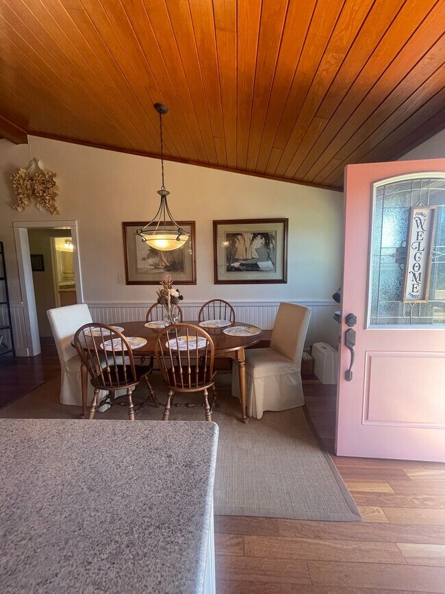 Building Photo - Long term rental in Nags Head