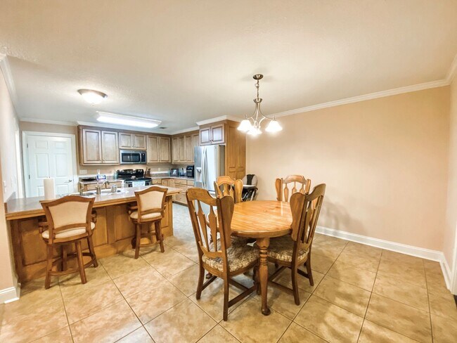 Building Photo - 3BD/2B Home in Waker Run Subdivision in Lake Park