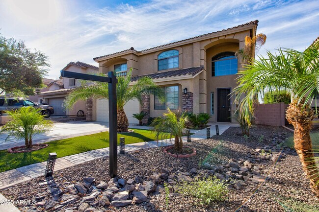Building Photo - 2237 W Bonanza Ln