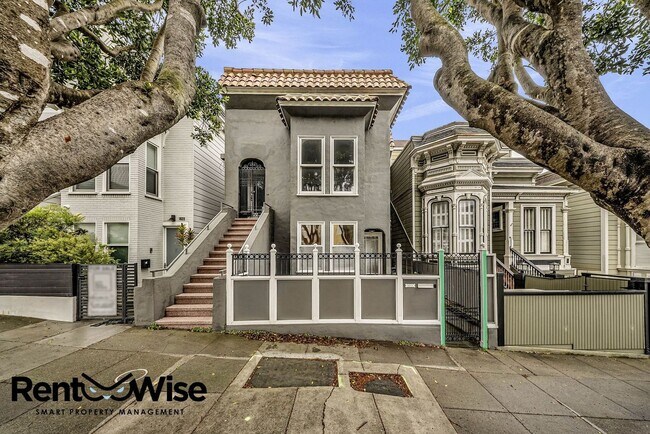 Building Photo - 1818 Lyon St