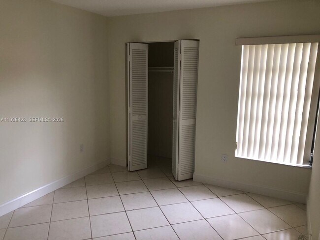 Building Photo - 9044 SW 112th Ct