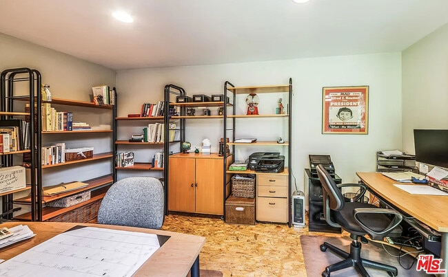 Building Photo - 2515 Euclid St