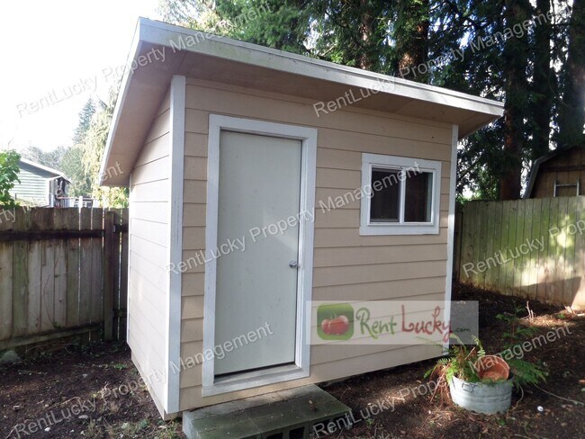 Building Photo - Adorable 3-Bedroom Home with Fenced Yard in Great Bothell Neighborhood!