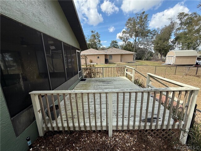 Building Photo - 2235 W Springlake Dr