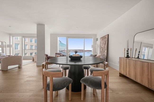 Building Photo - 150 Seaport Blvd