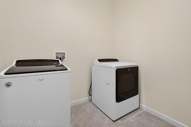 Building Photo - 830 Remington Green Dr SE